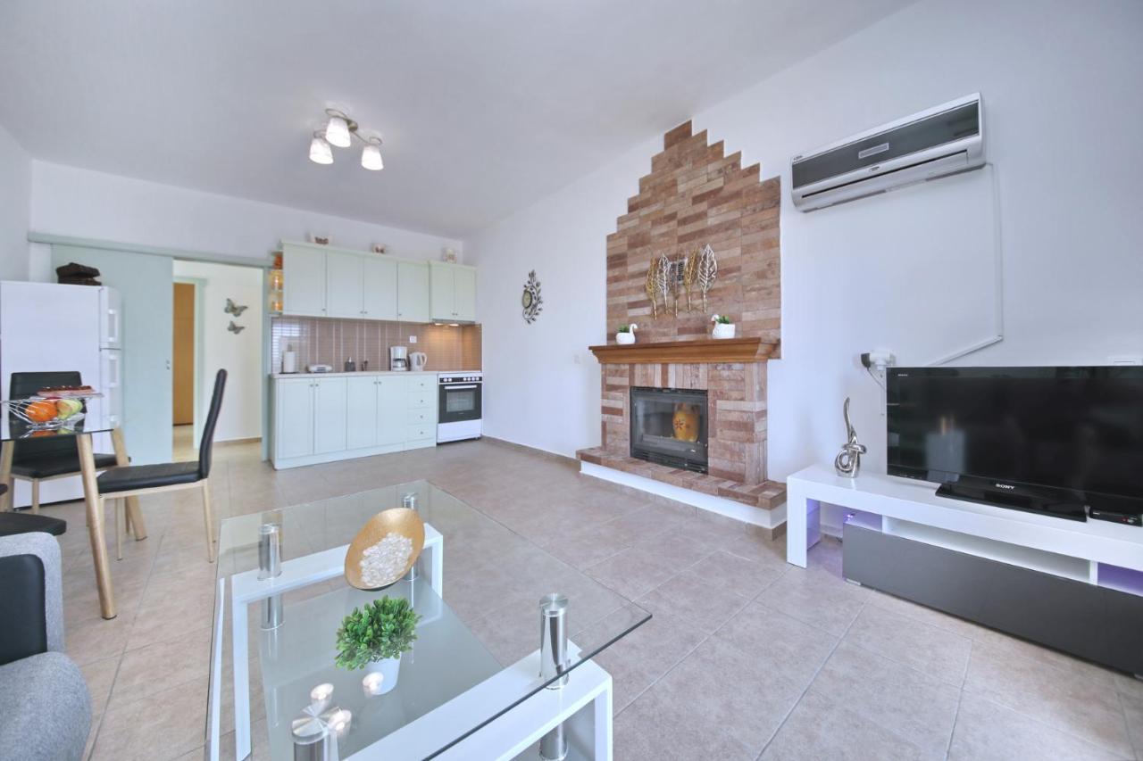 Anemi Apartment Skopelos Town