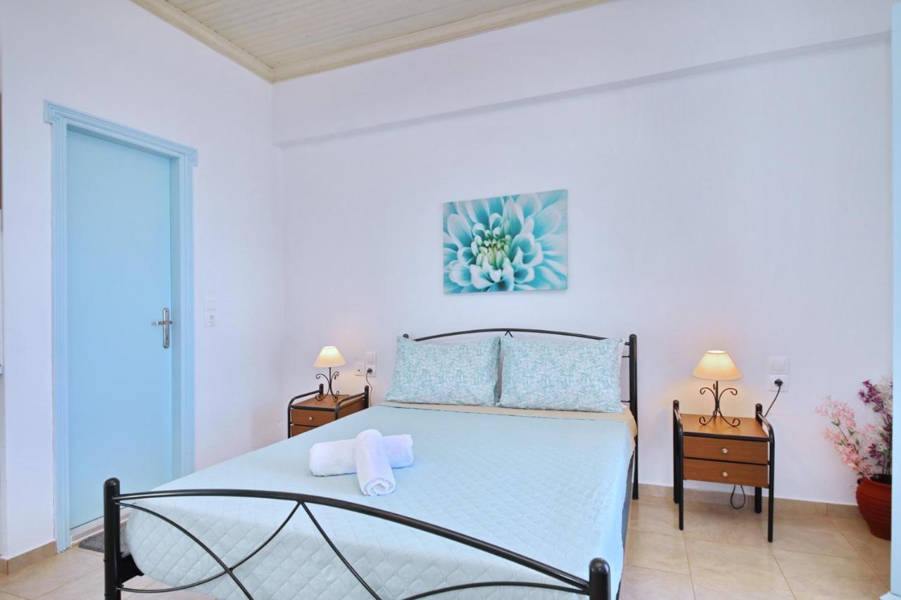 Anemi Skopelos Town