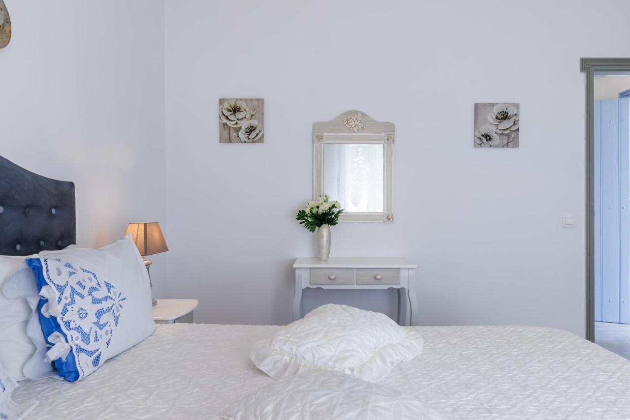 Apartment Anemi *
